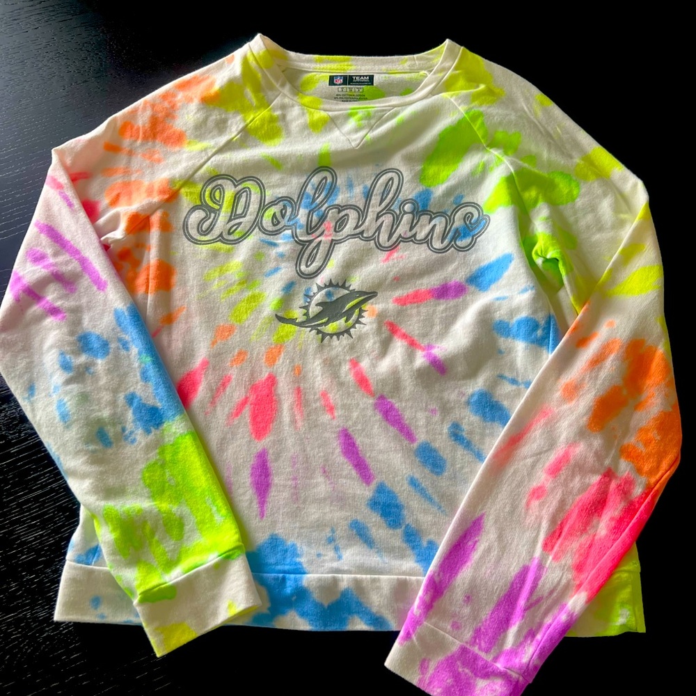 Dolphins women’s long sleeve